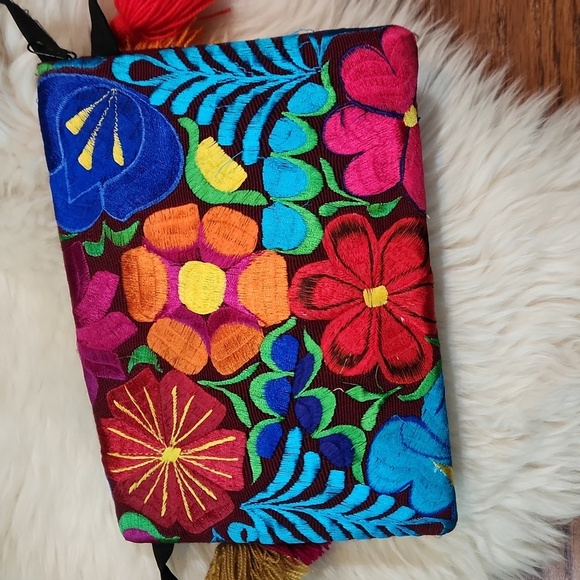 Corina Crossbody Colorful Embroidered  Bag - Picture 4 of 4